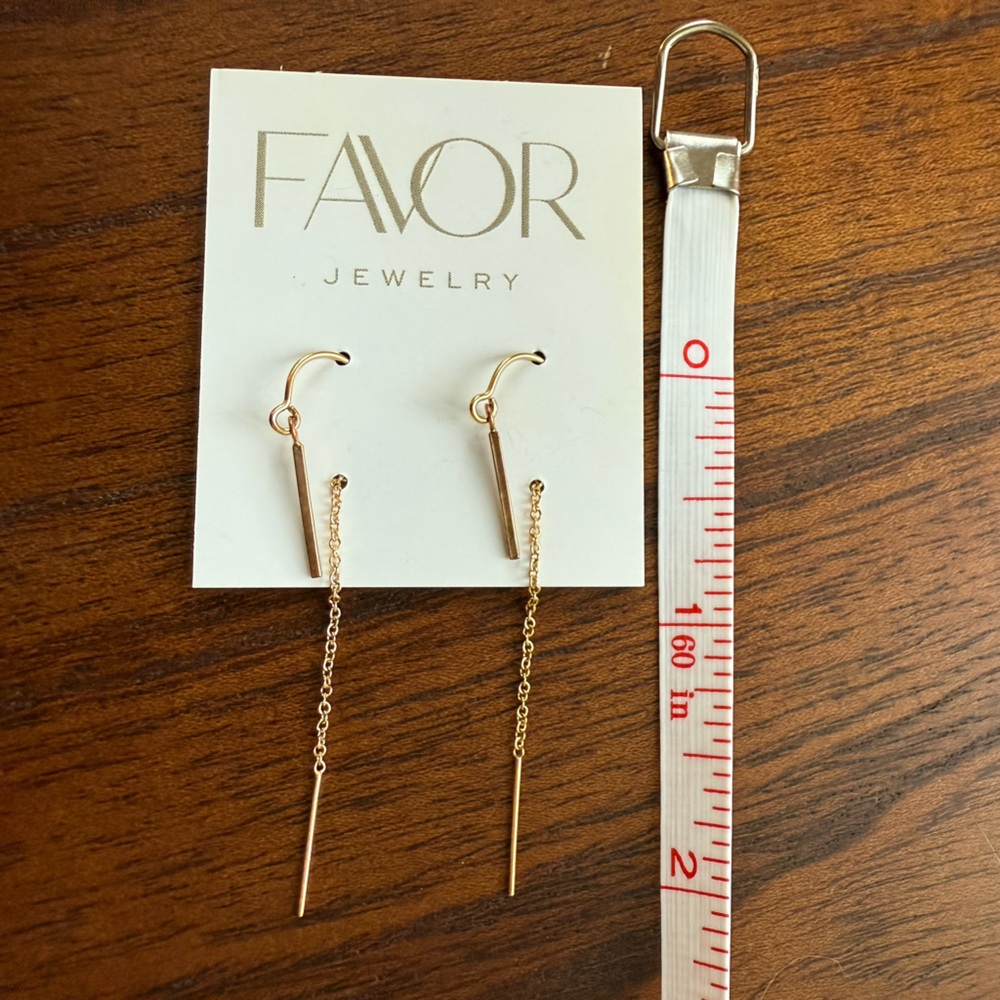 14K Gold Fill Threader Earrings from Favor Jewelry Dainty Feminine NWT - Picture 5 of 6